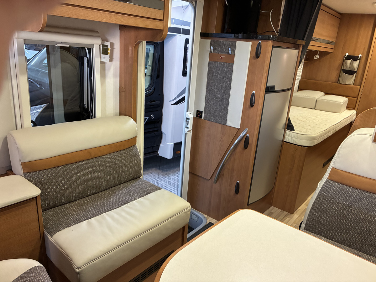 LMC Solifer I745 LÅGA BÄDDAR TOA BAK, bild 6 av 18