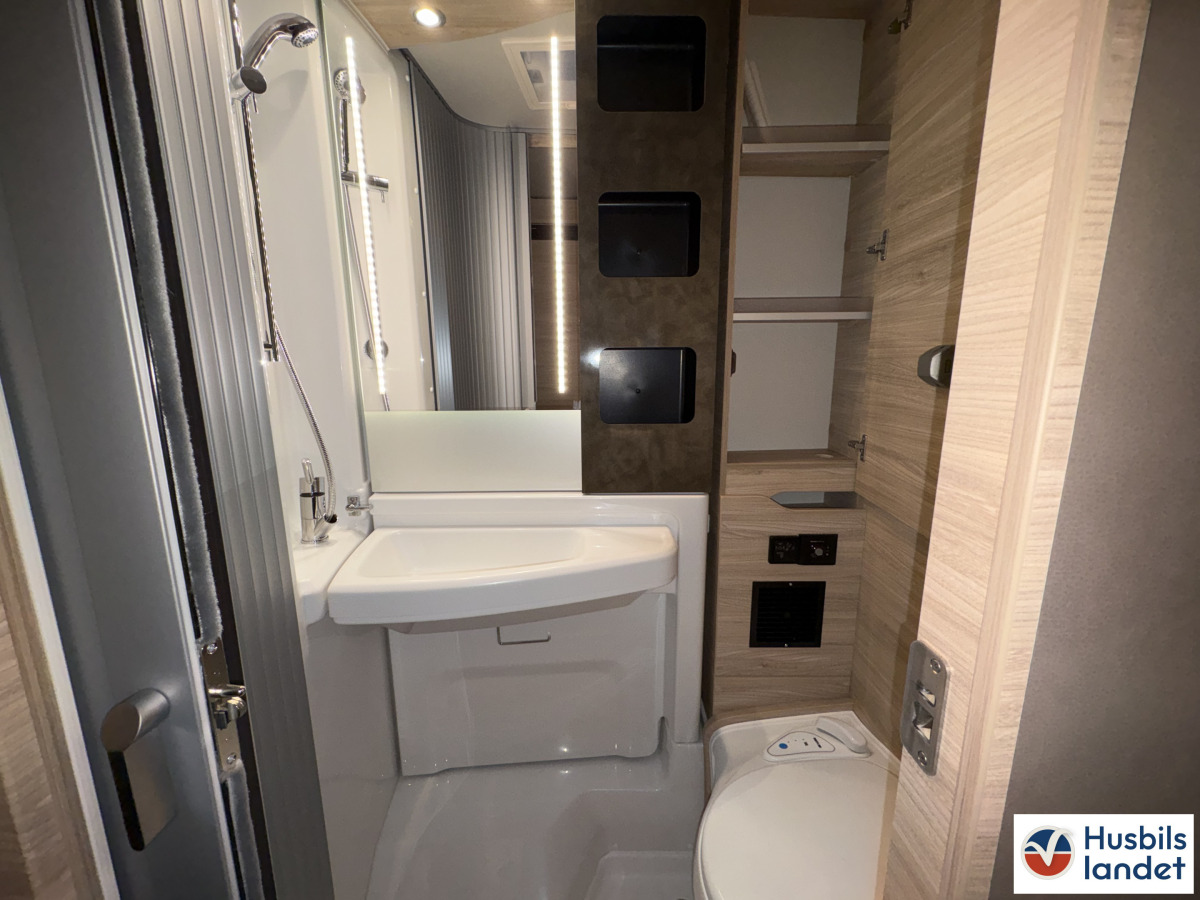 Knaus VAN TI PLUS PLATINUM SEL 650 MEG, Långbäddar, Alde,, bild 13 av 25