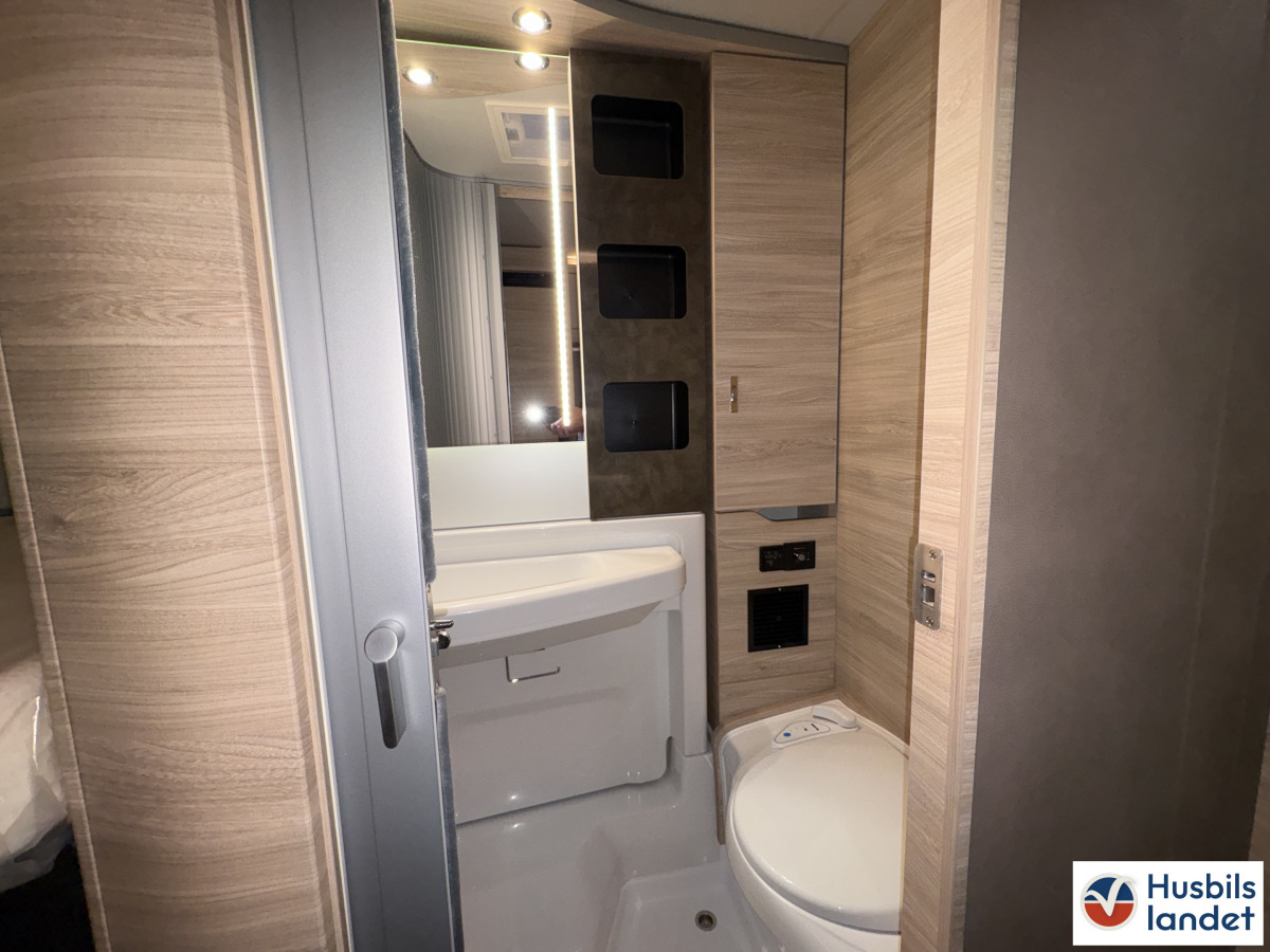 Knaus VAN TI PLUS PLATINUM SEL 650 MEG, Långbäddar, Alde,, bild 16 av 25