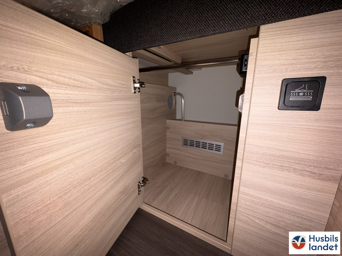 Knaus VAN TI PLUS PLATINUM SEL 650 MEG, Långbäddar, Alde,, bild 17 av 25