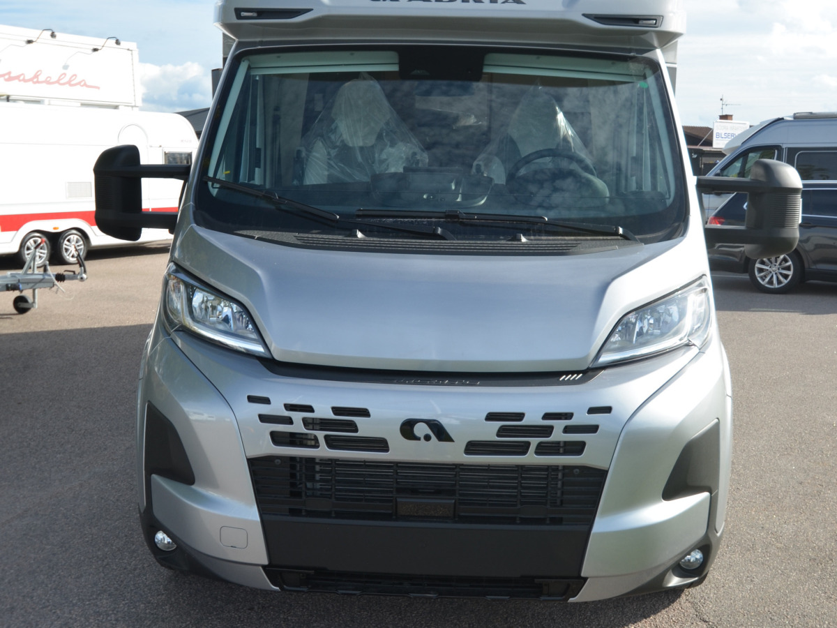 Adria CORAL 670 DL 60Y - Fiat MultiJet3 140HP (103kW) HD 35L, bild 2 av 17