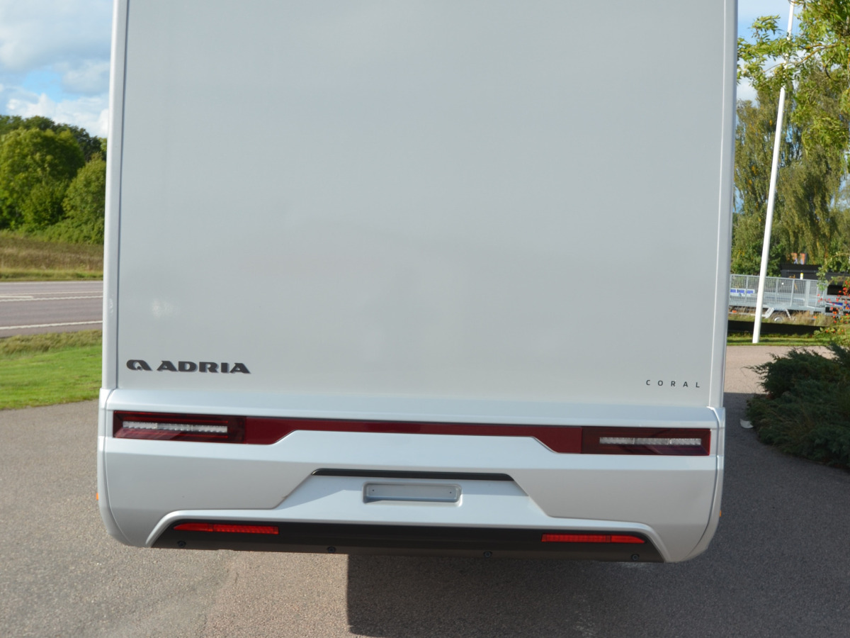 Adria CORAL 670 DL 60Y - Fiat MultiJet3 140HP (103kW) HD 35L, bild 4 av 17