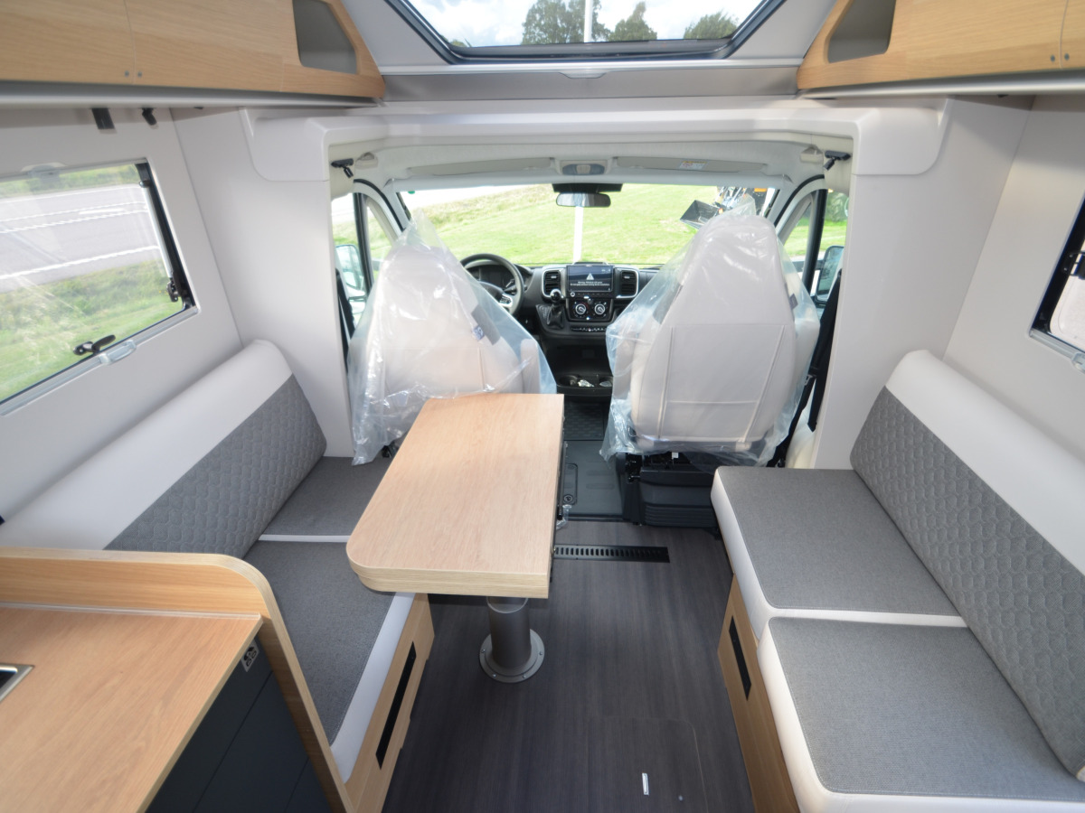 Adria CORAL 670 DL 60Y - Fiat MultiJet3 140HP (103kW) HD 35L, bild 16 av 17