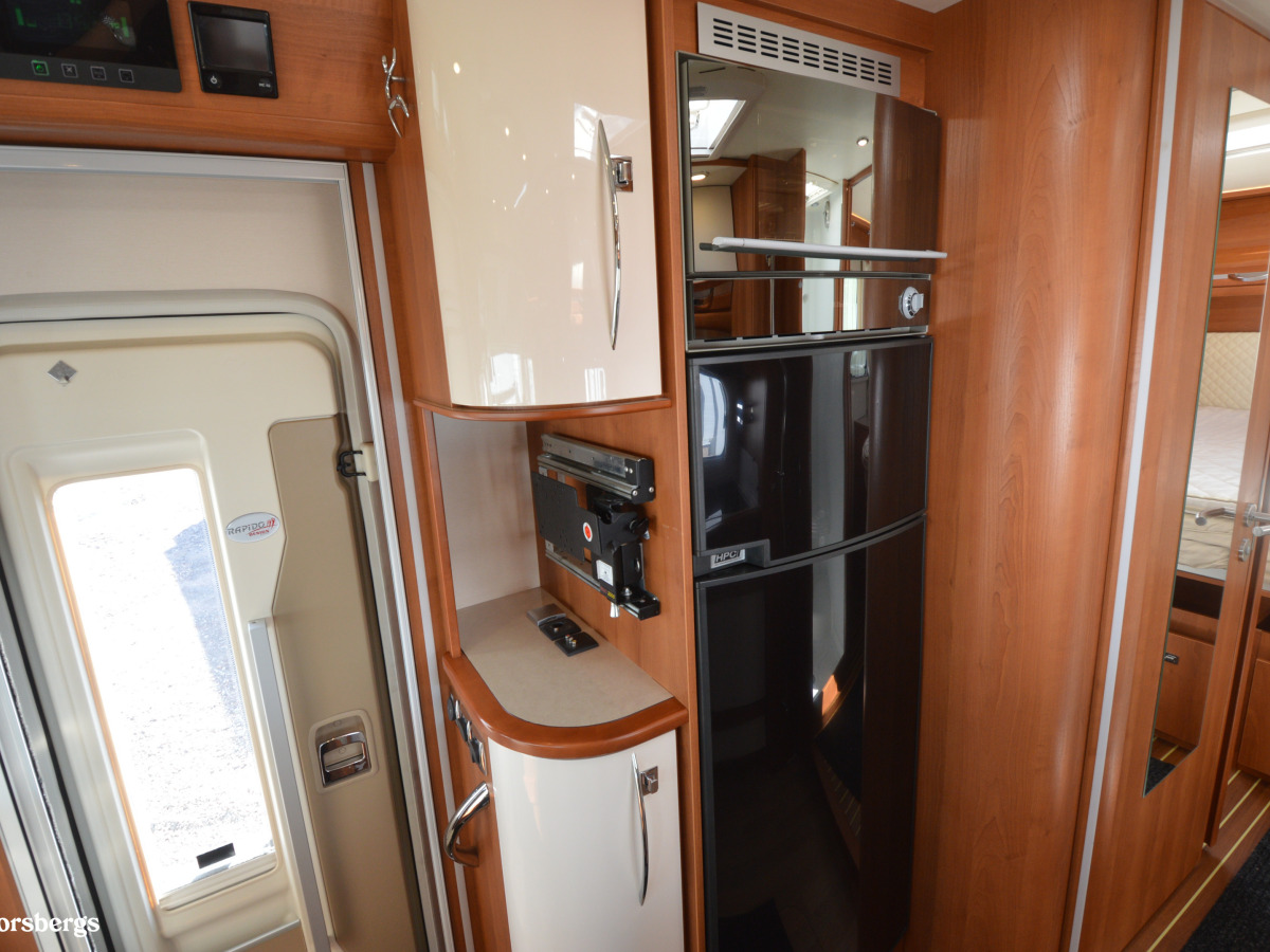 Rapido S90 Queensbädd, Alde, Dragkrok, 5 bältade plattser, bild 6 av 37