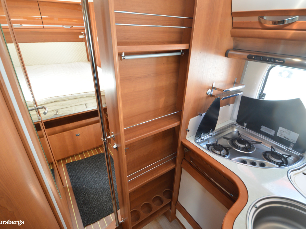 Rapido S90 Queensbädd, Alde, Dragkrok, 5 bältade plattser, bild 9 av 37