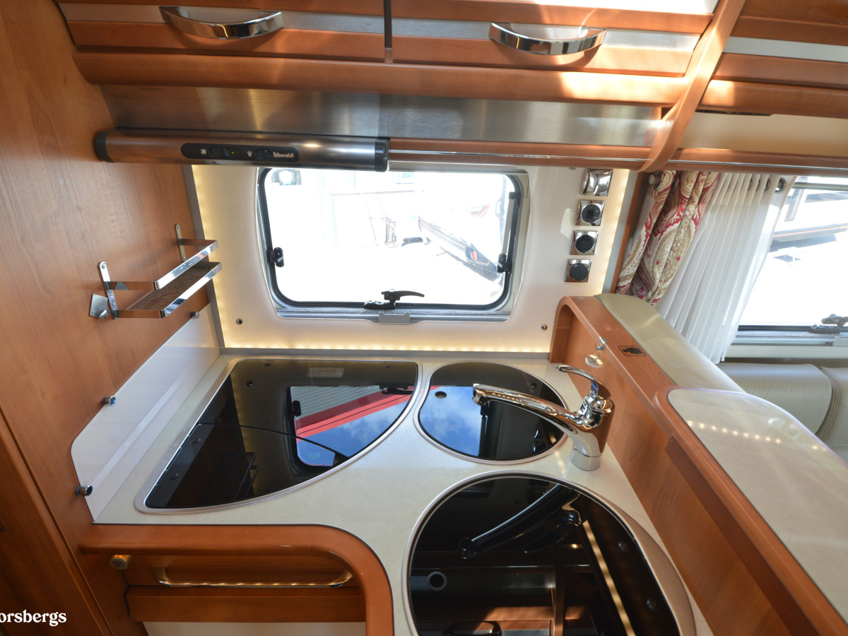 Rapido S90 Queensbädd, Alde, Dragkrok, 5 bältade plattser, bild 11 av 37
