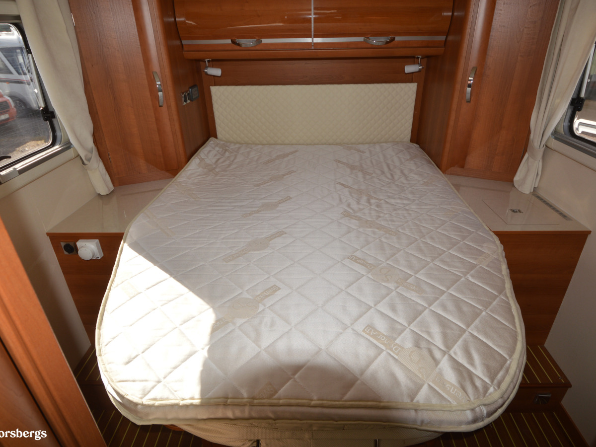 Rapido S90 Queensbädd, Alde, Dragkrok, 5 bältade plattser, bild 14 av 37
