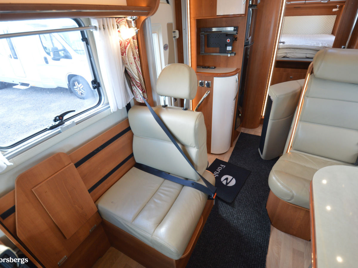 Rapido S90 Queensbädd, Alde, Dragkrok, 5 bältade plattser, bild 22 av 37