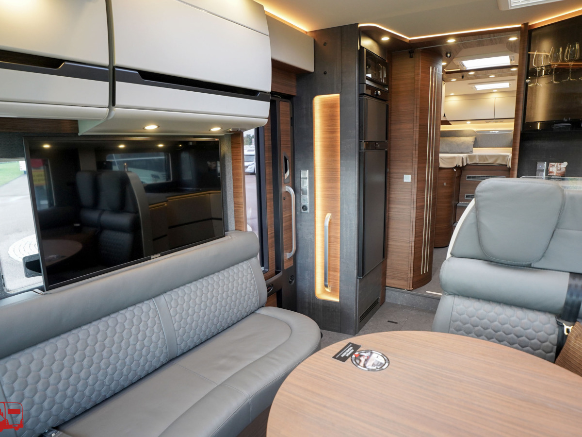 Carthago e-line I 61 XL LE Mercedes, bild 7 av 48