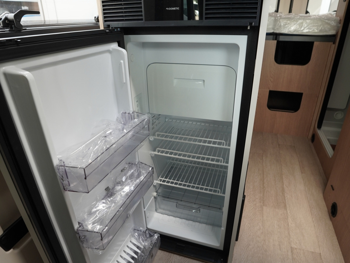 Hobby ONTOUR VAN 640 ET Automat 140hk Diselpanna, bild 9 av 19