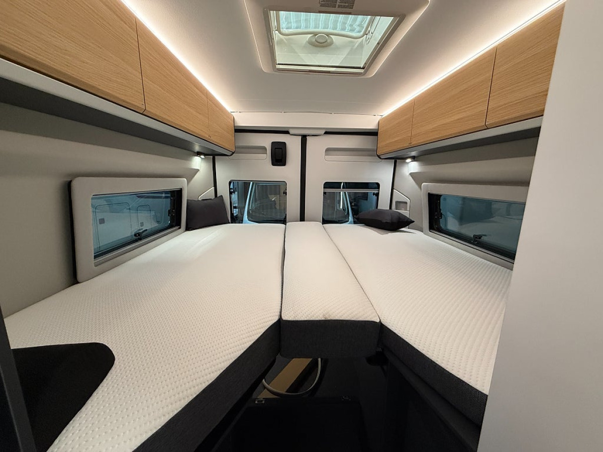Adria Twin 640 SLB Selekt *Dieselvärmare*Kompressorkyl*, bild 11 av 17
