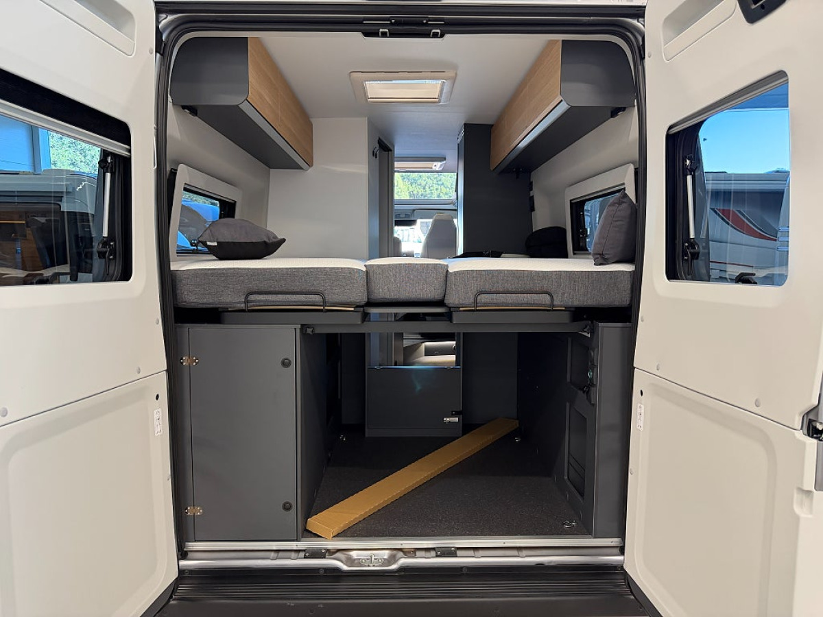 Adria Twin 640 SLB Selekt *Dieselvärmare*Kompressorkyl*, bild 17 av 17