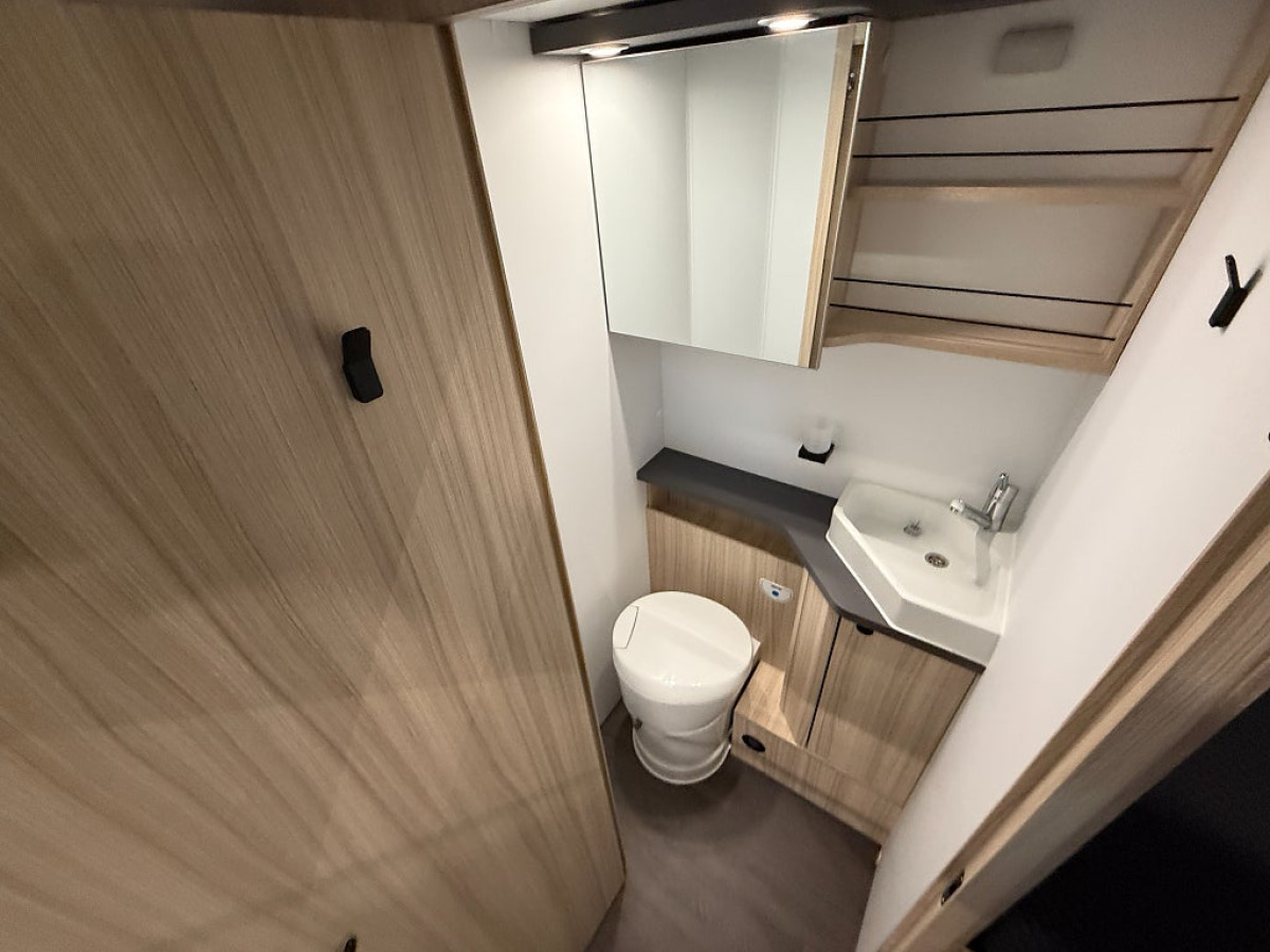 Sun Living S 75 SL *Dieselvärmare*Kompressorkyl*, bild 11 av 17