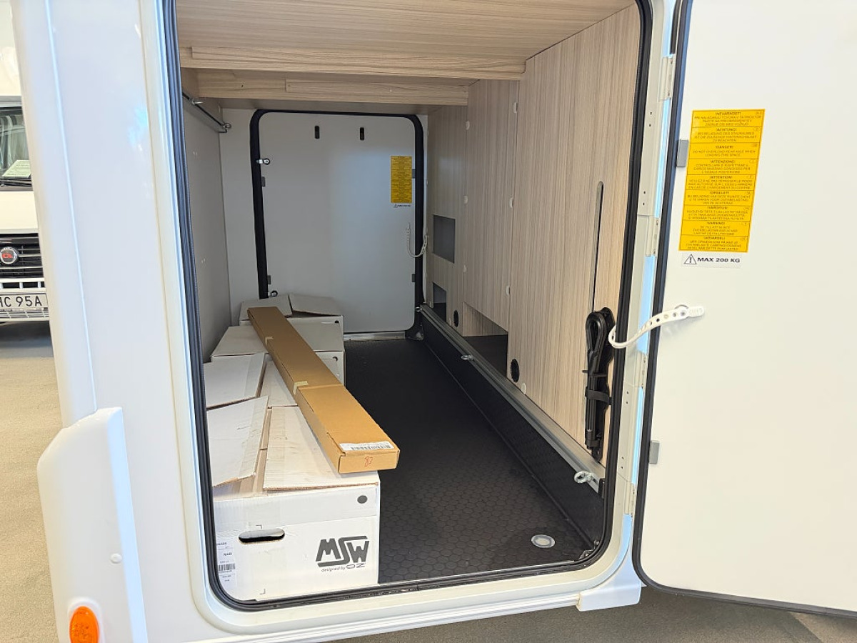 Sun Living S 75 SL *Dieselvärmare*Kompressorkyl*, bild 16 av 17