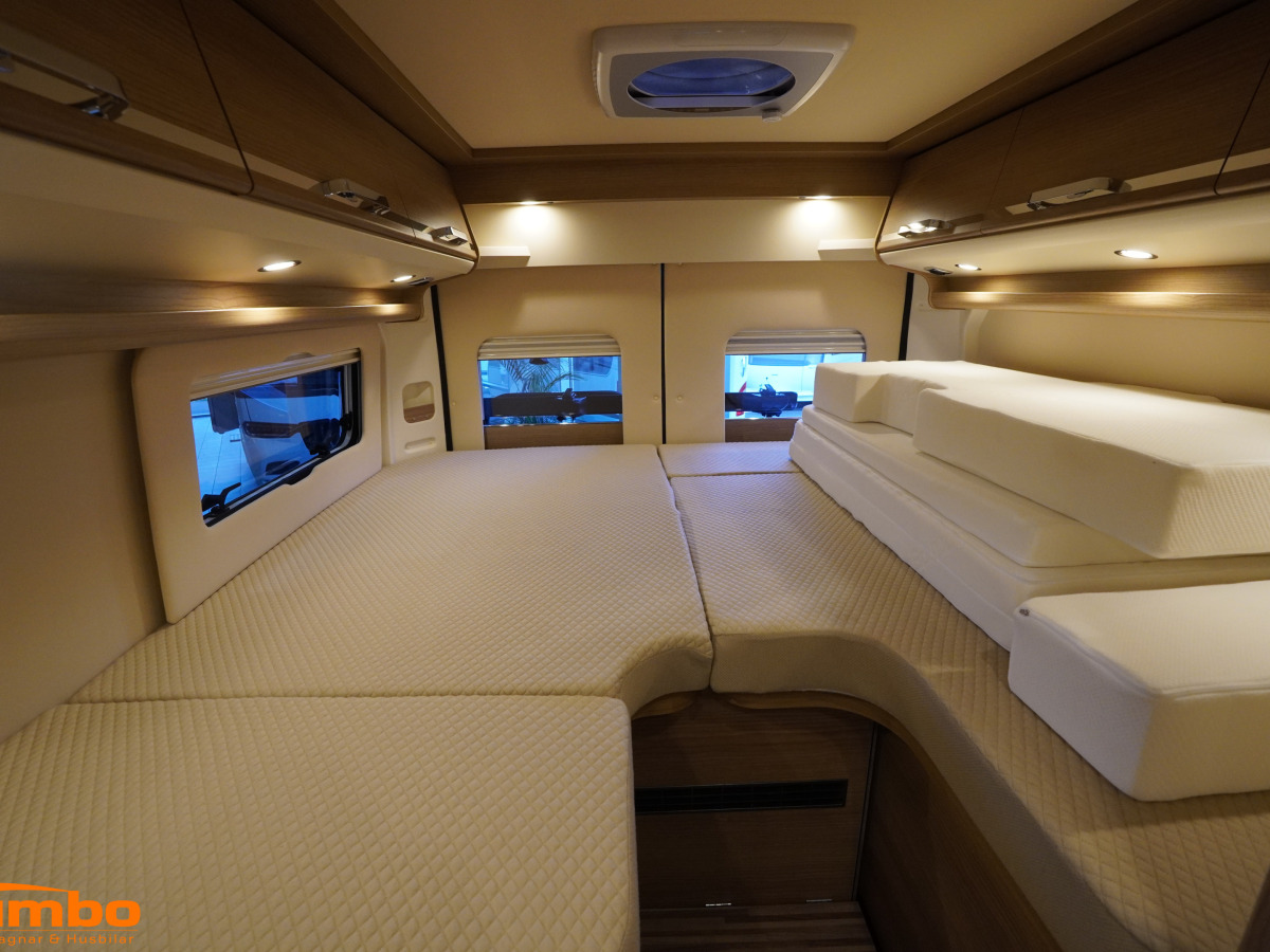 Malibu 640 LE RB first classtwo rooms Solcell Takfläkt, bild 12 av 19