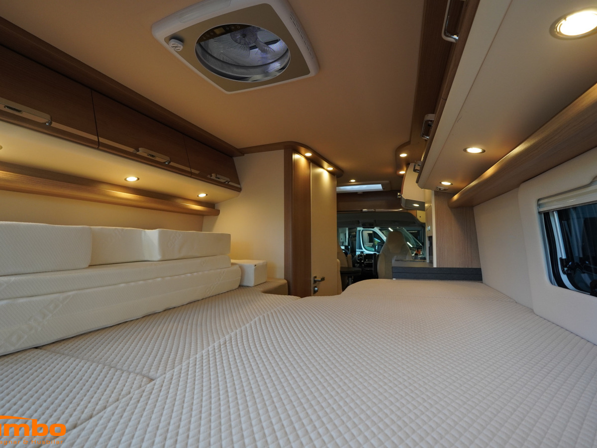 Malibu 640 LE RB first classtwo rooms Solcell Takfläkt, bild 14 av 19