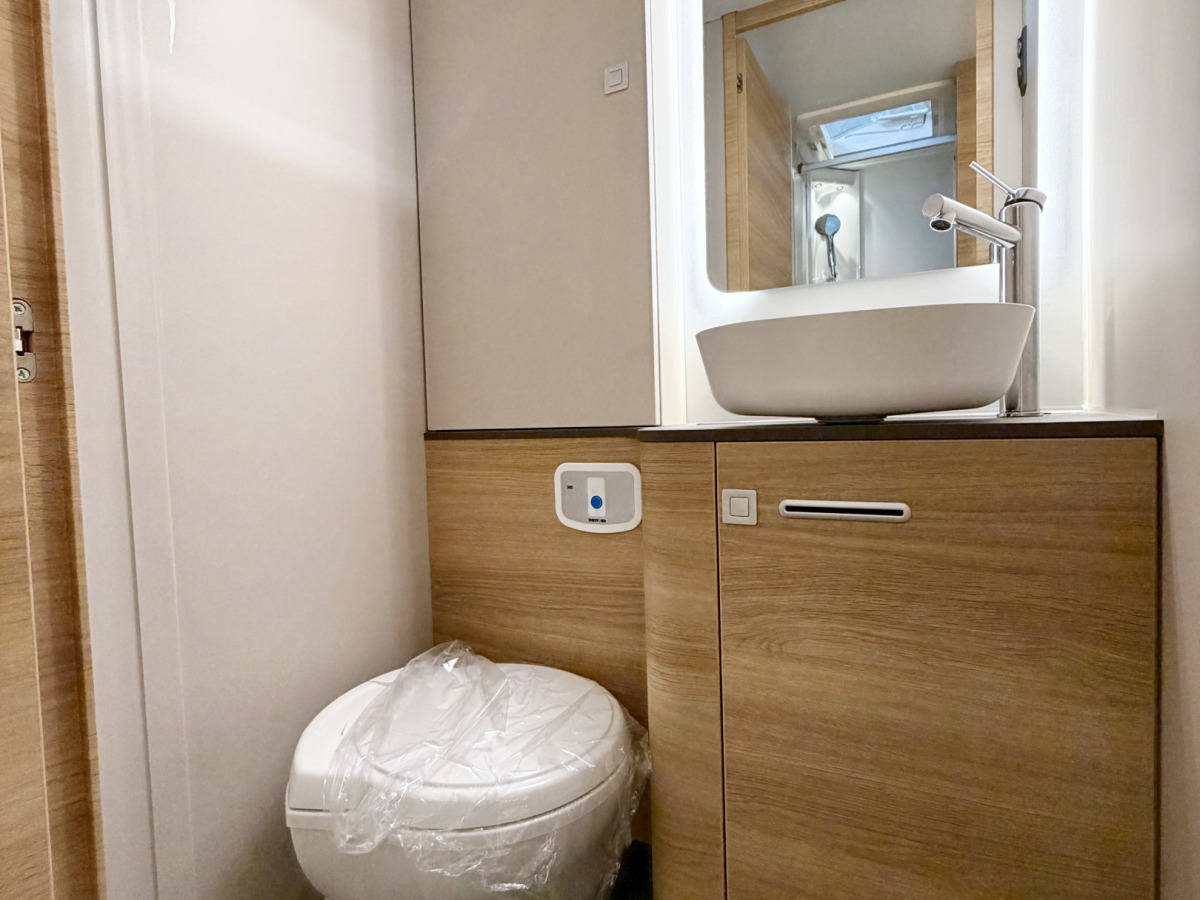 Adria Matrix SELECT 670 SL, bild 15 av 20