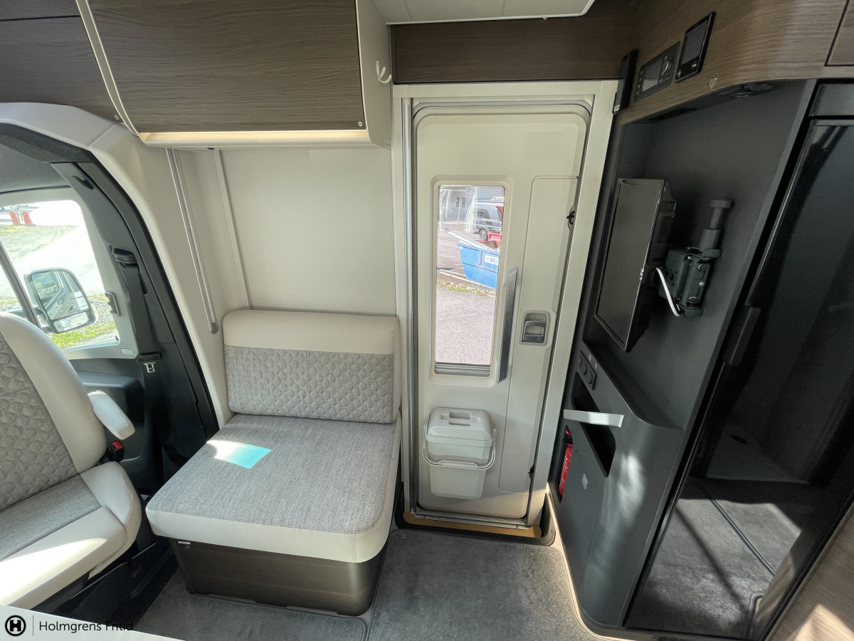 Adria MATRIX MB 670SL MERCEDES CHASSI 4ST PASS. UGN, bild 12 av 31