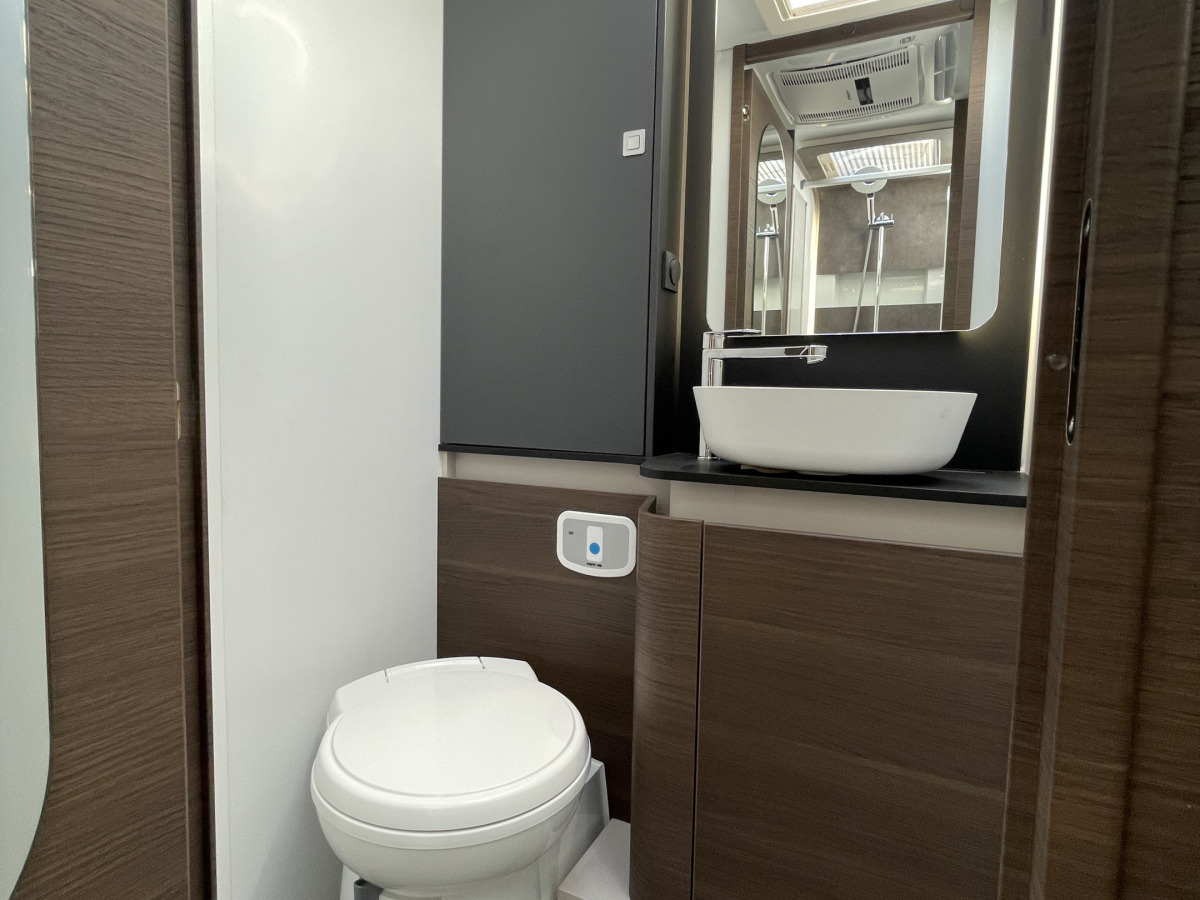 Adria MATRIX MB 670SL MERCEDES CHASSI 4ST PASS. UGN, bild 20 av 31