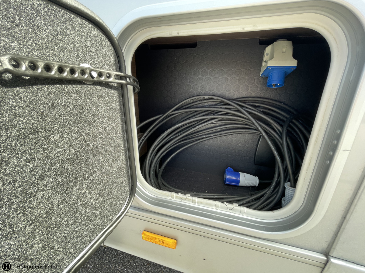 Adria MATRIX MB 670SL MERCEDES CHASSI 4ST PASS. UGN, bild 30 av 31