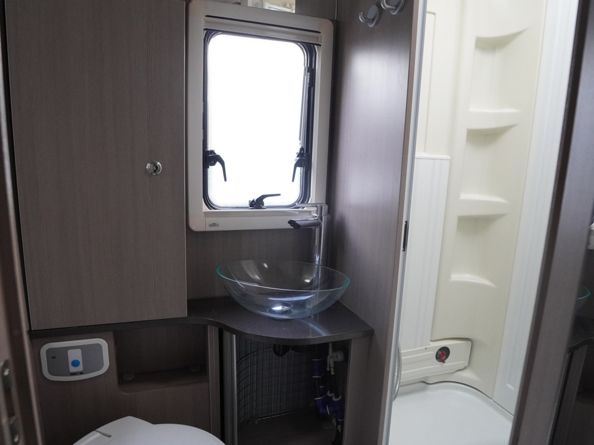 Adria MATRIX SUPREME SL, bild 11 av 18
