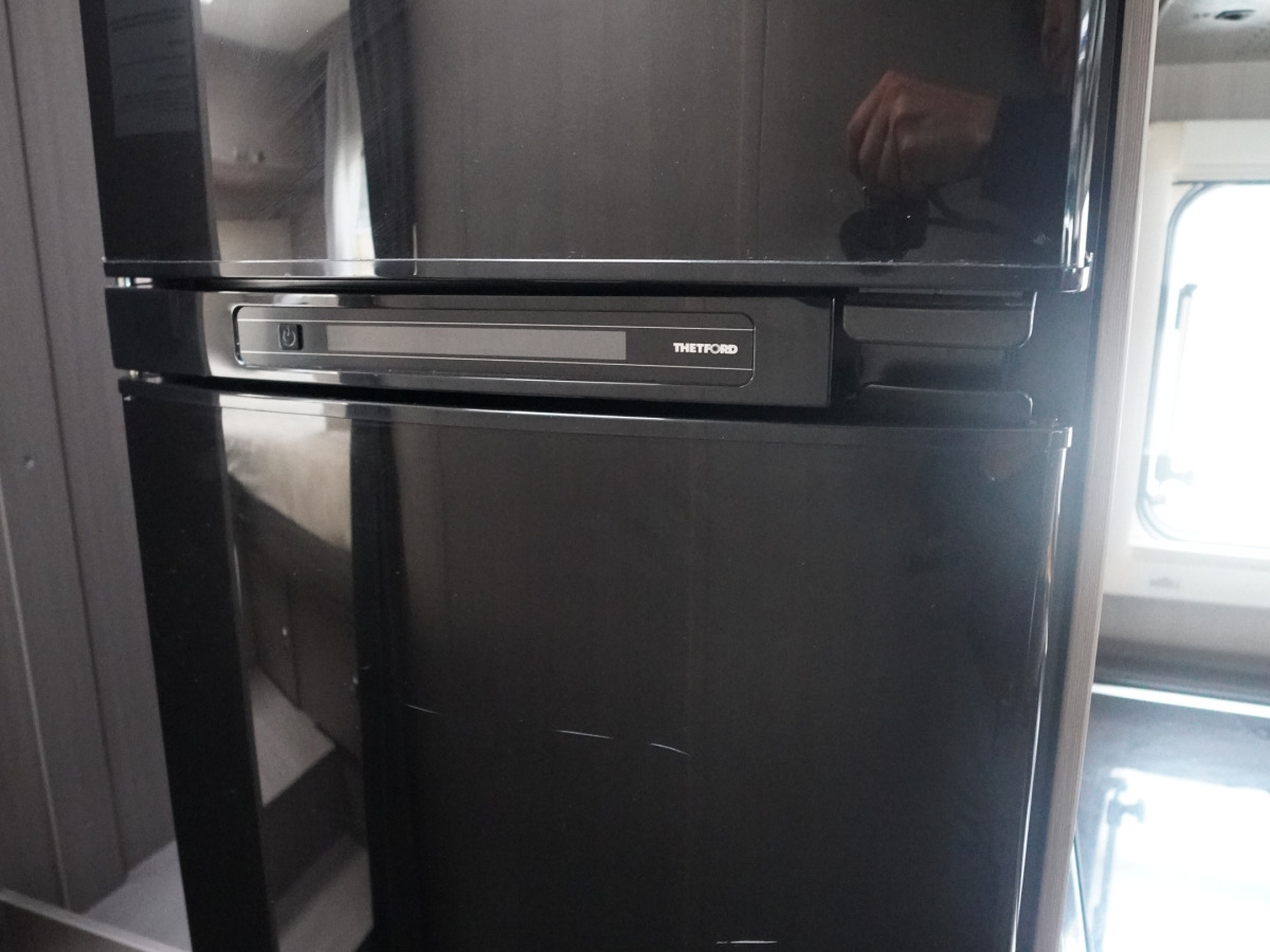 Adria MATRIX SUPREME SL, bild 9 av 18