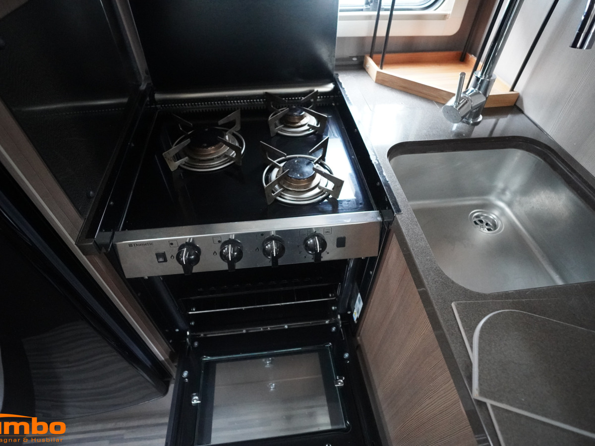 Adria MATRIX SUPREME SL, bild 8 av 18