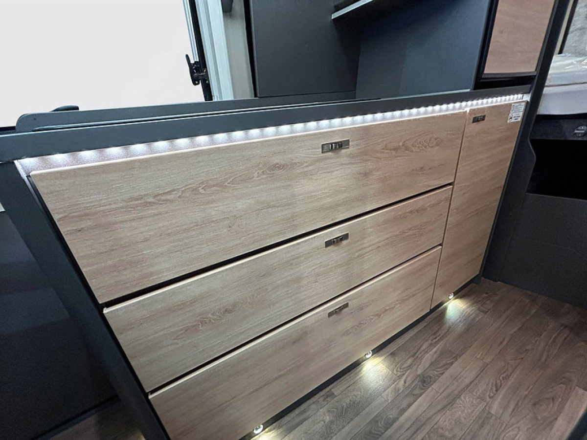 Knaus BOXLIFE 600 MQ POP-UP AUTOMAT ADAPTIV FARTHÅLLARE DIESELVÄRMARE, bild 20 av 64
