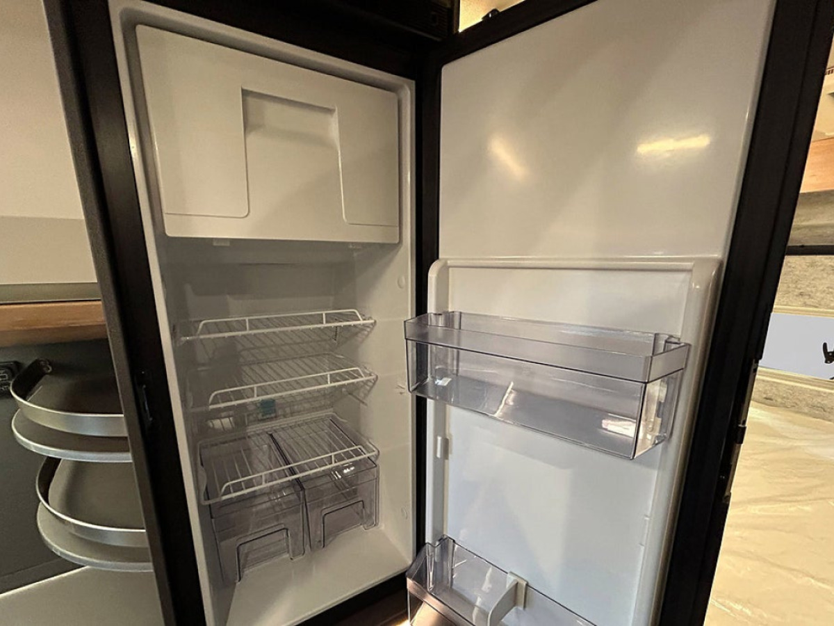 Knaus BOXLIFE 600 MQ POP-UP AUTOMAT ADAPTIV FARTHÅLLARE DIESELVÄRMARE, bild 23 av 64
