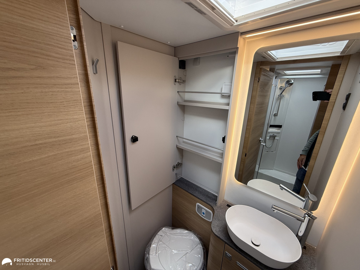Adria CORAL SELECT 670 SL 140HP *NYHET 2027*, bild 19 av 32