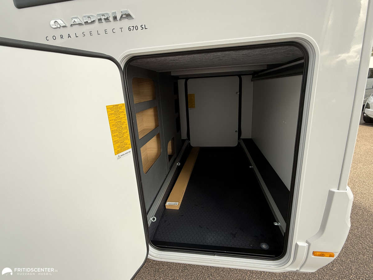 Adria CORAL SELECT 670 SL 140HP *NYHET 2027*, bild 24 av 32