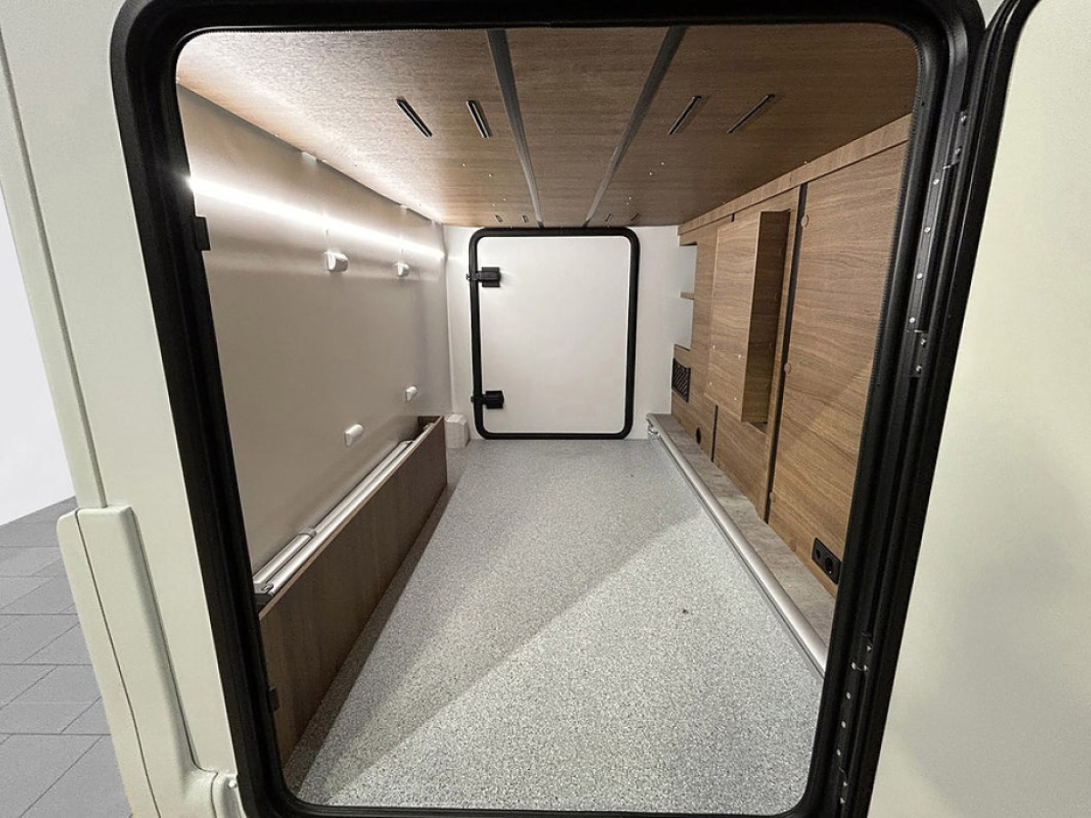 Benimar TESSORO 468 Face-To-Face LÅNGBÄDDAR 165hk AUTOMAT Taksäng, bild 26 av 42
