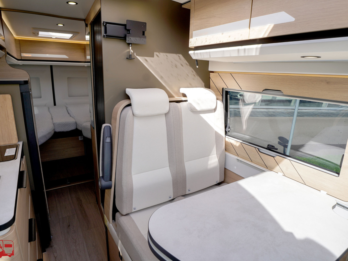 Dreamer D68 SELECT Saphir, bild 9 av 38