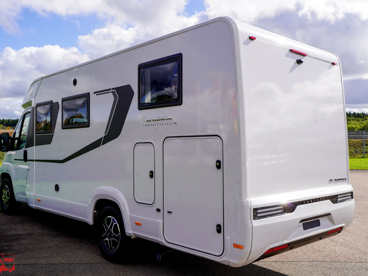 Adria COMPACT SELECT DL - FIAT 6E 2,2 140HP 35L, bild 2 av 40
