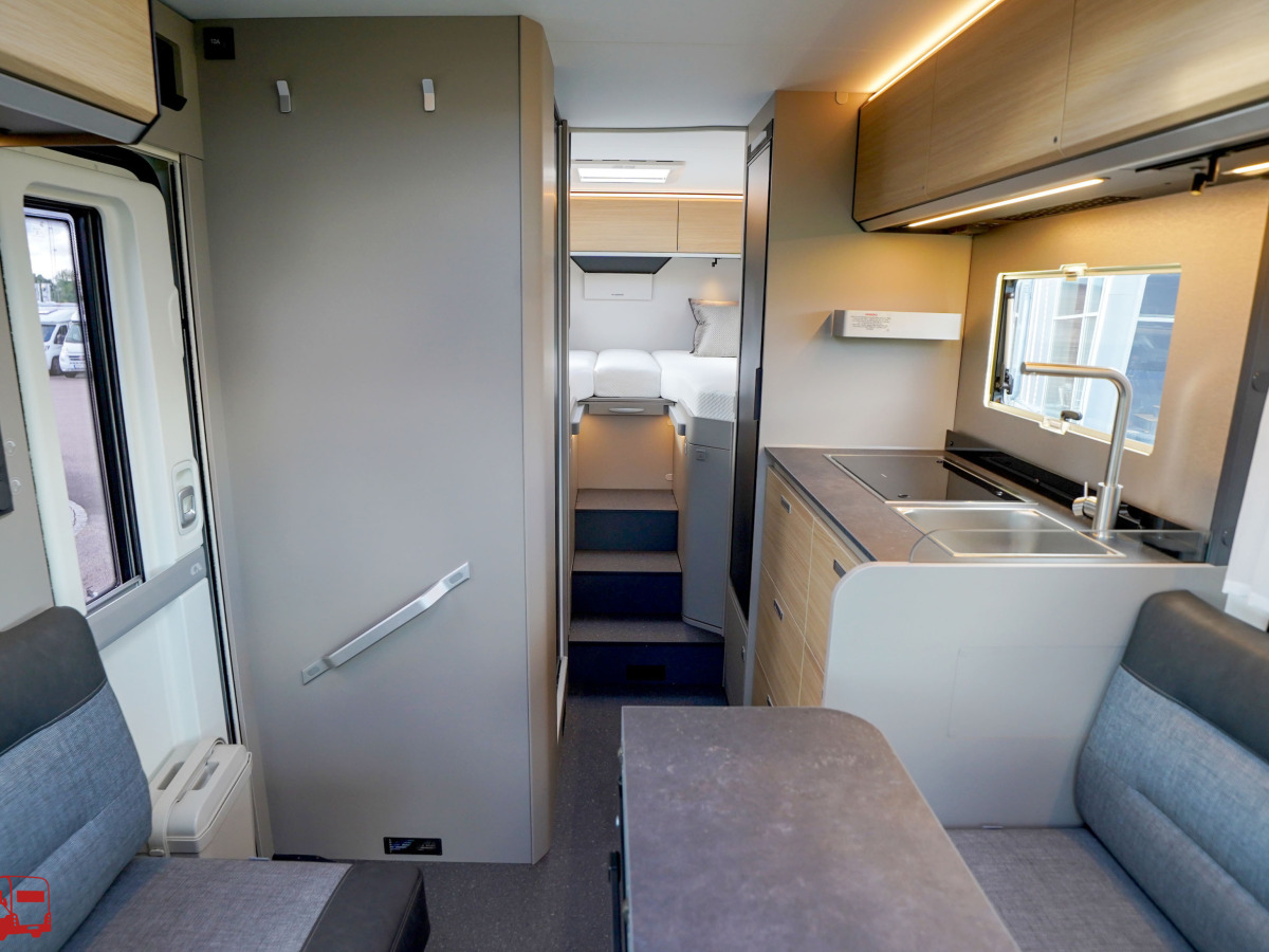 Adria COMPACT SELECT DL - FIAT 6E 2,2 140HP 35L, bild 9 av 40