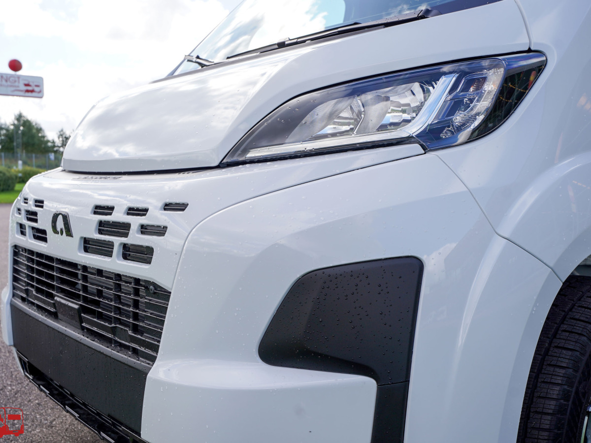 Adria COMPACT SELECT DL - FIAT 6E 2,2 140HP 35L, bild 25 av 40