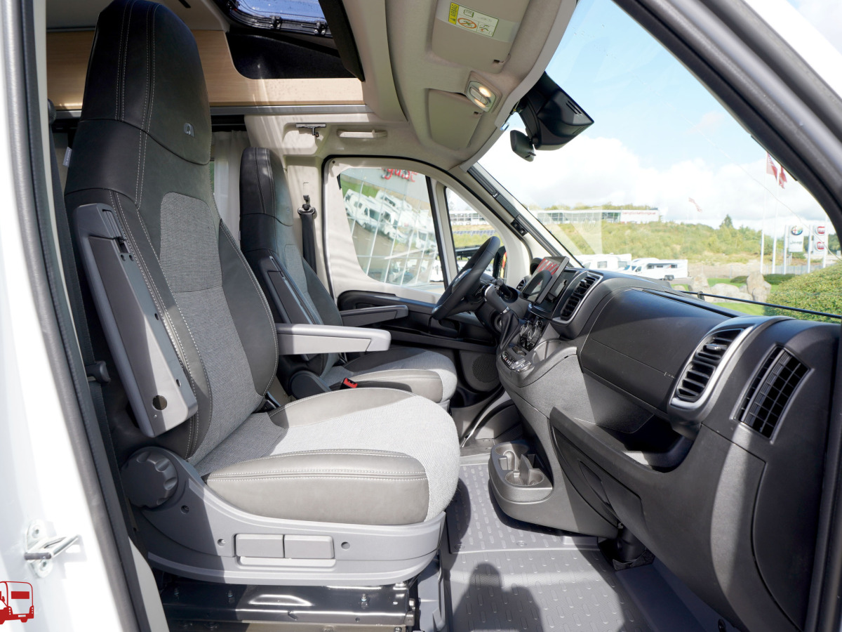 Adria COMPACT SELECT DL - FIAT 6E 2,2 140HP 35L, bild 38 av 40