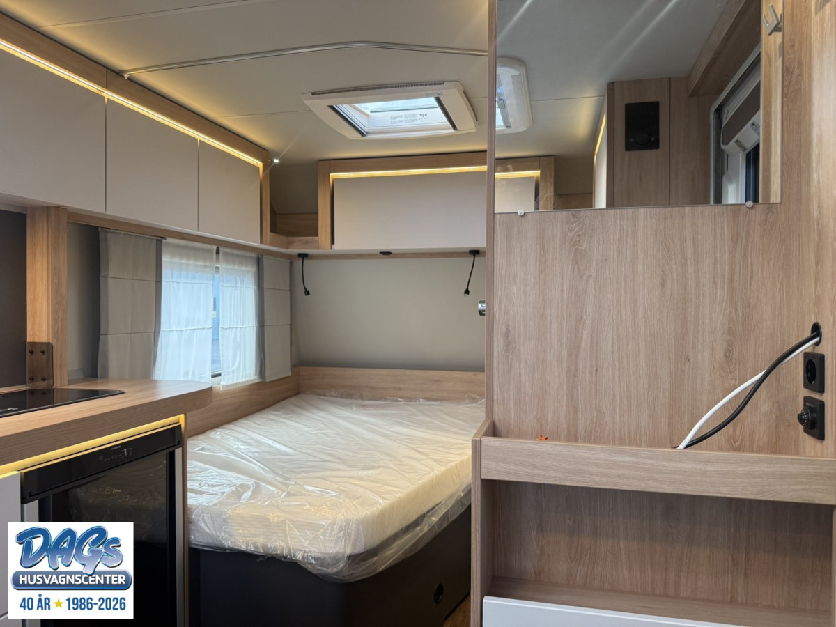 Knaus SPORT 450 FU, bild 2 av 17