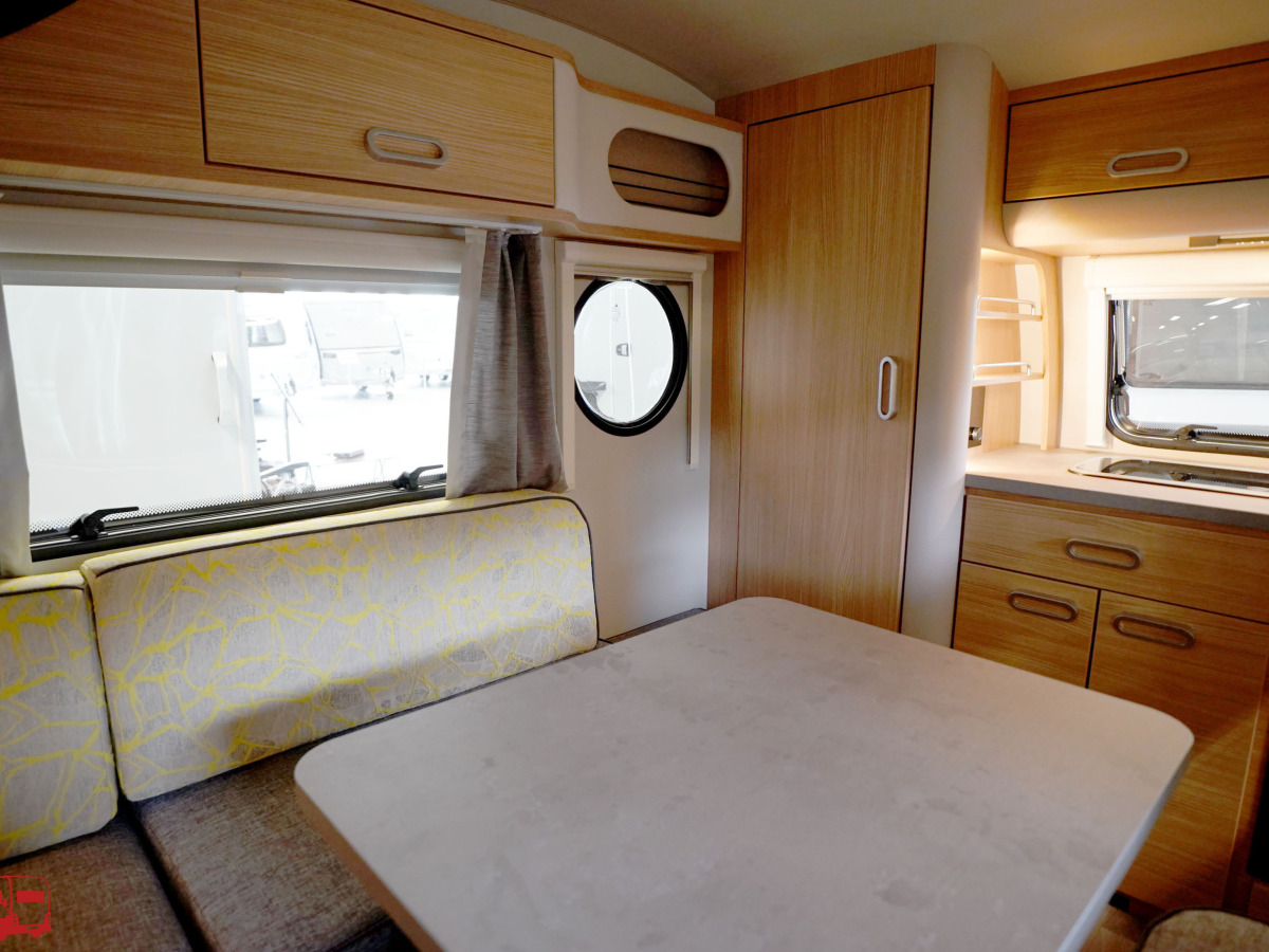 TB 320 RS Metropolis, bild 8 av 15