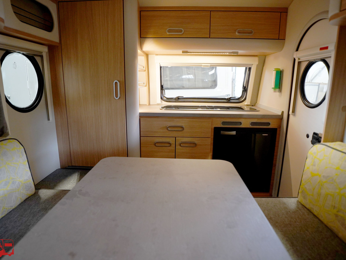TB 320 RS Metropolis, bild 10 av 15