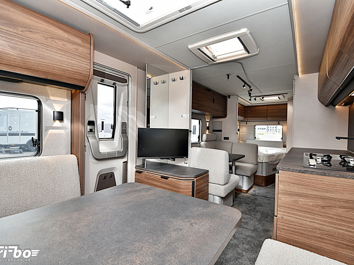 Knaus 660 UDF Nordwind, Barnkammare/Dubbelbädd, bild 8 av 34