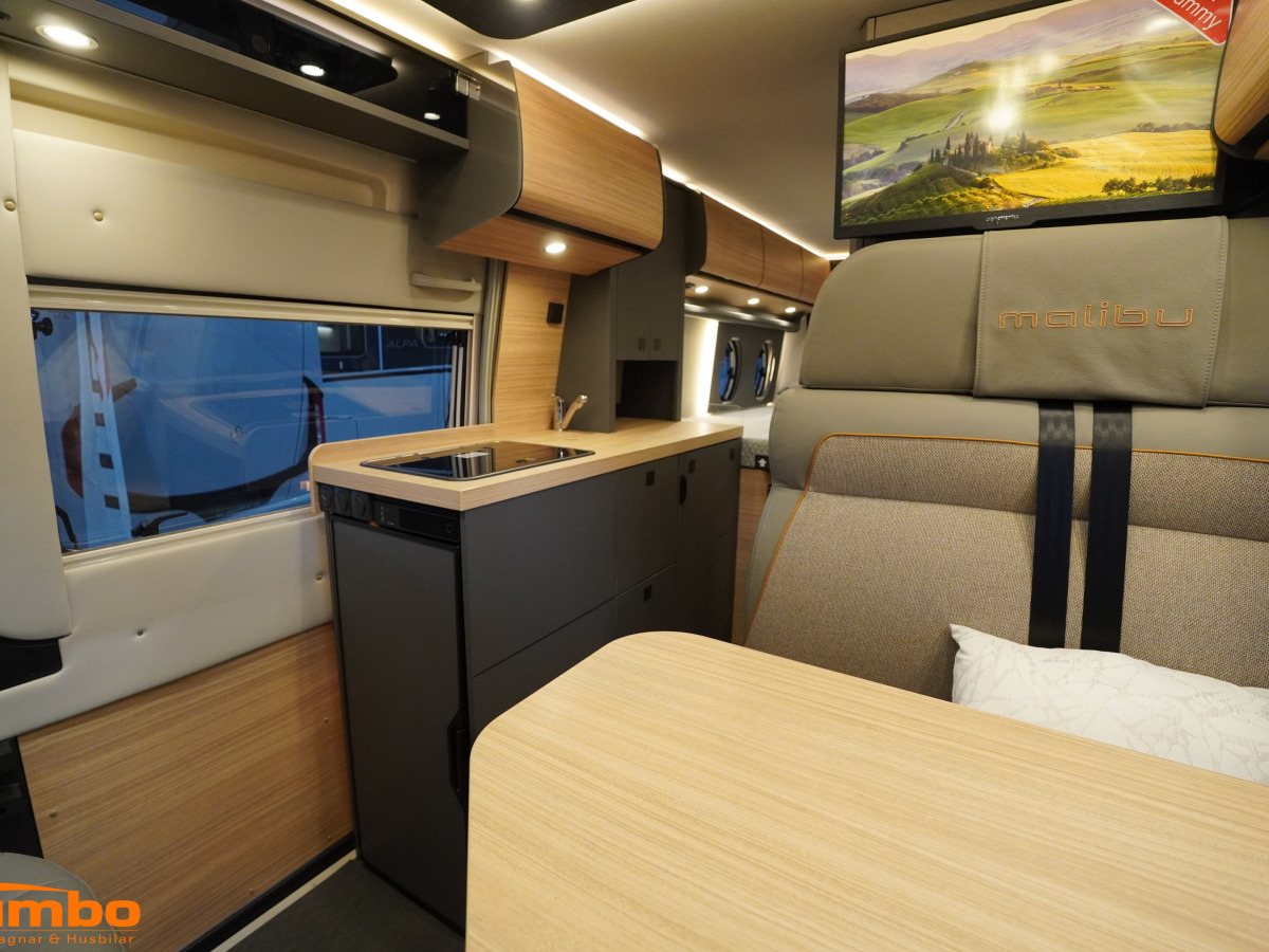 Malibu 640 LE RB GT Skyview - first class two room, Dieselpanna, 4000kg, bild 4 av 20