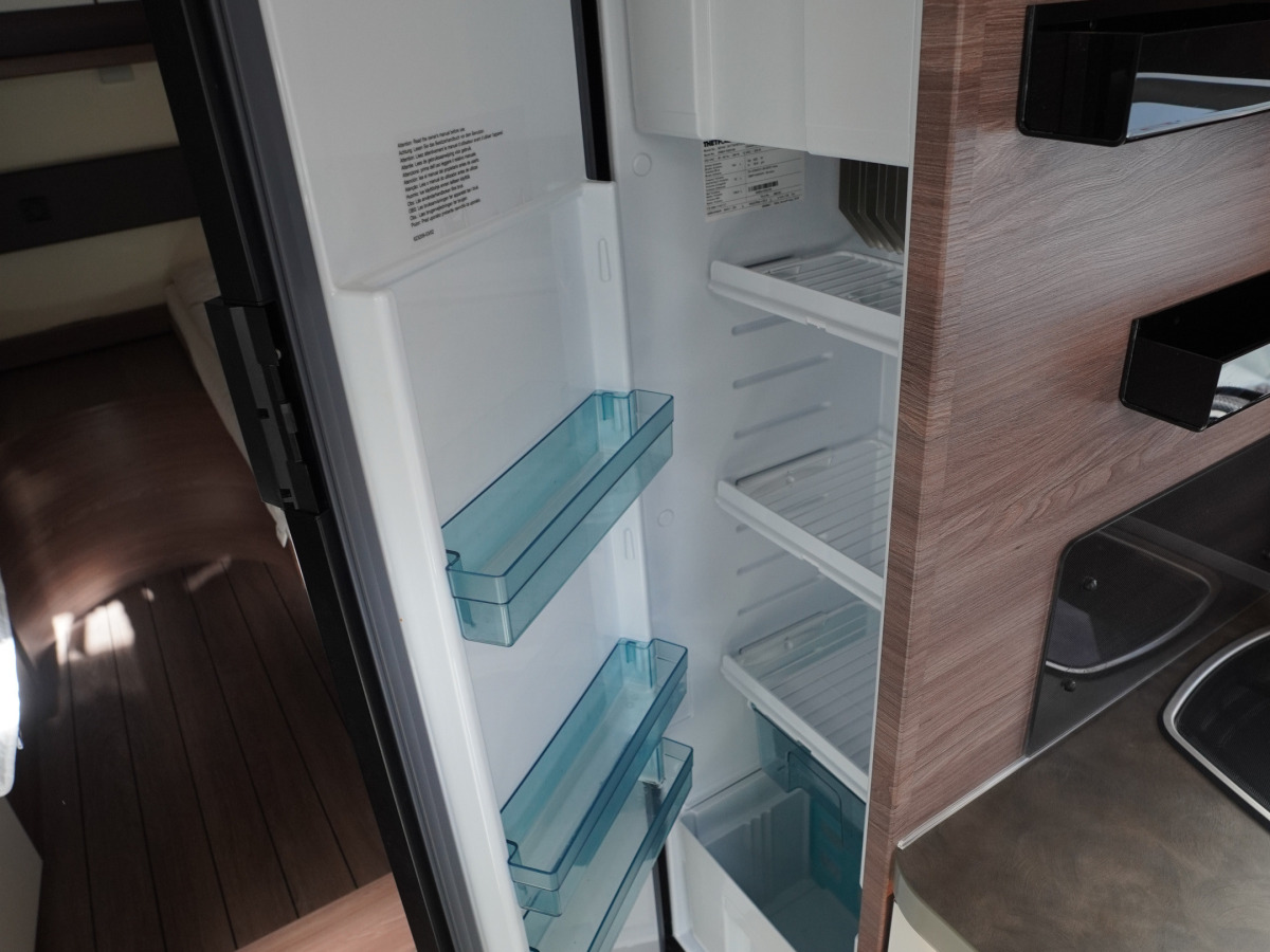 Knaus 700 MEG, bild 7 av 19