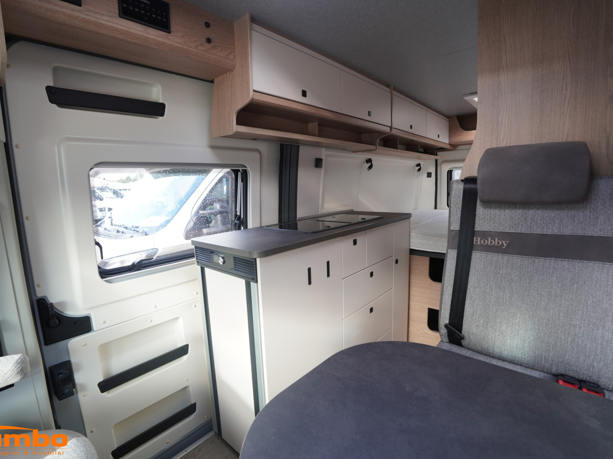 Hobby 600 FT ONTOUR VAN FIRST EDITION, Fiat, Automat, 140hk, bild 9 av 17
