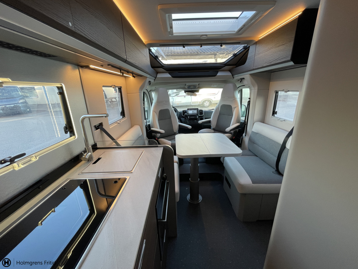 Adria COMPACT SUPREME DL TRUMA D6E FACE-TO-FACE SOFFA, bild 18 av 24