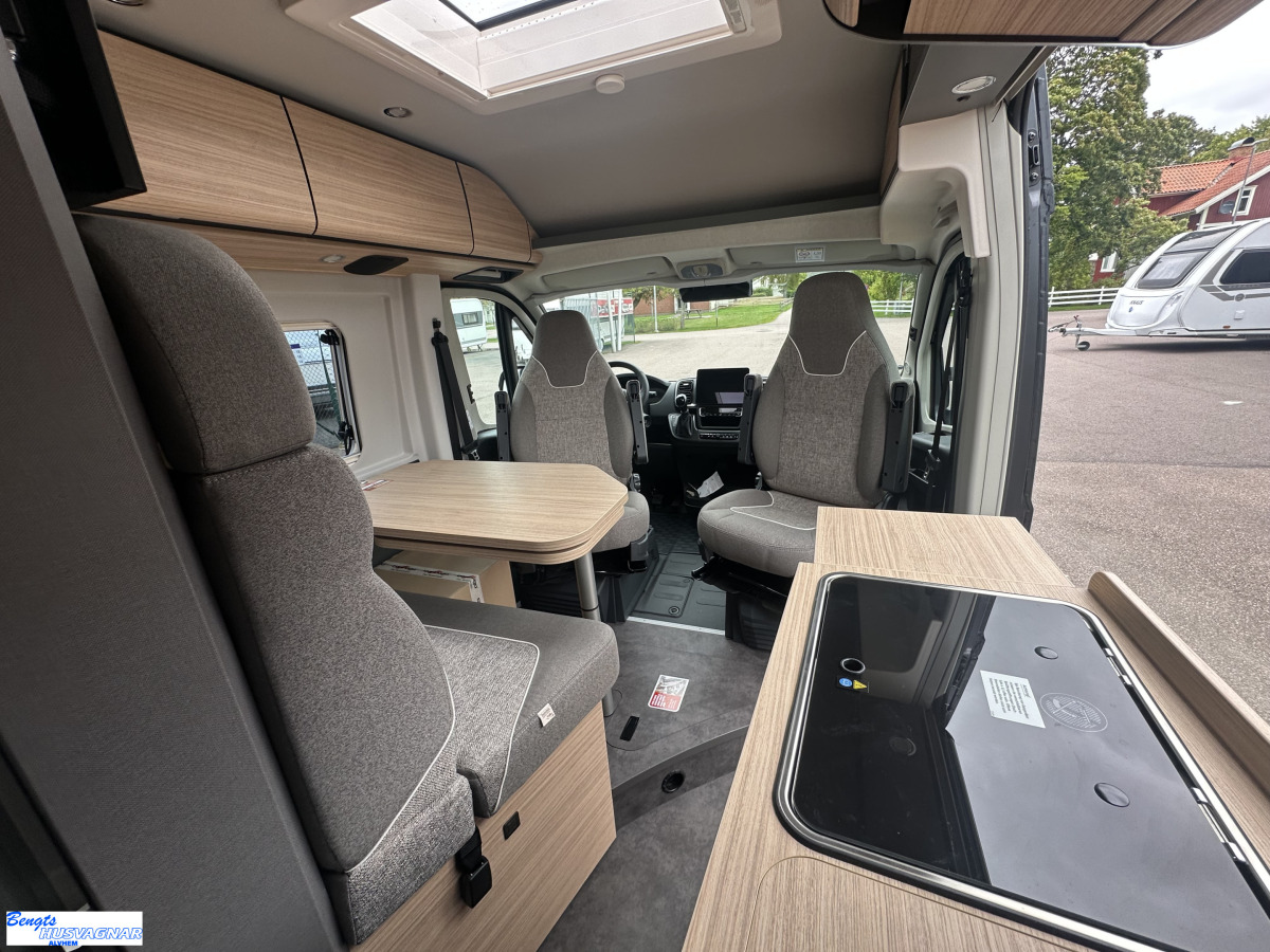 Malibu 640 LE K Coupé NYHET DIESELVÄRME MARKIS INGÅR, bild 20 av 24