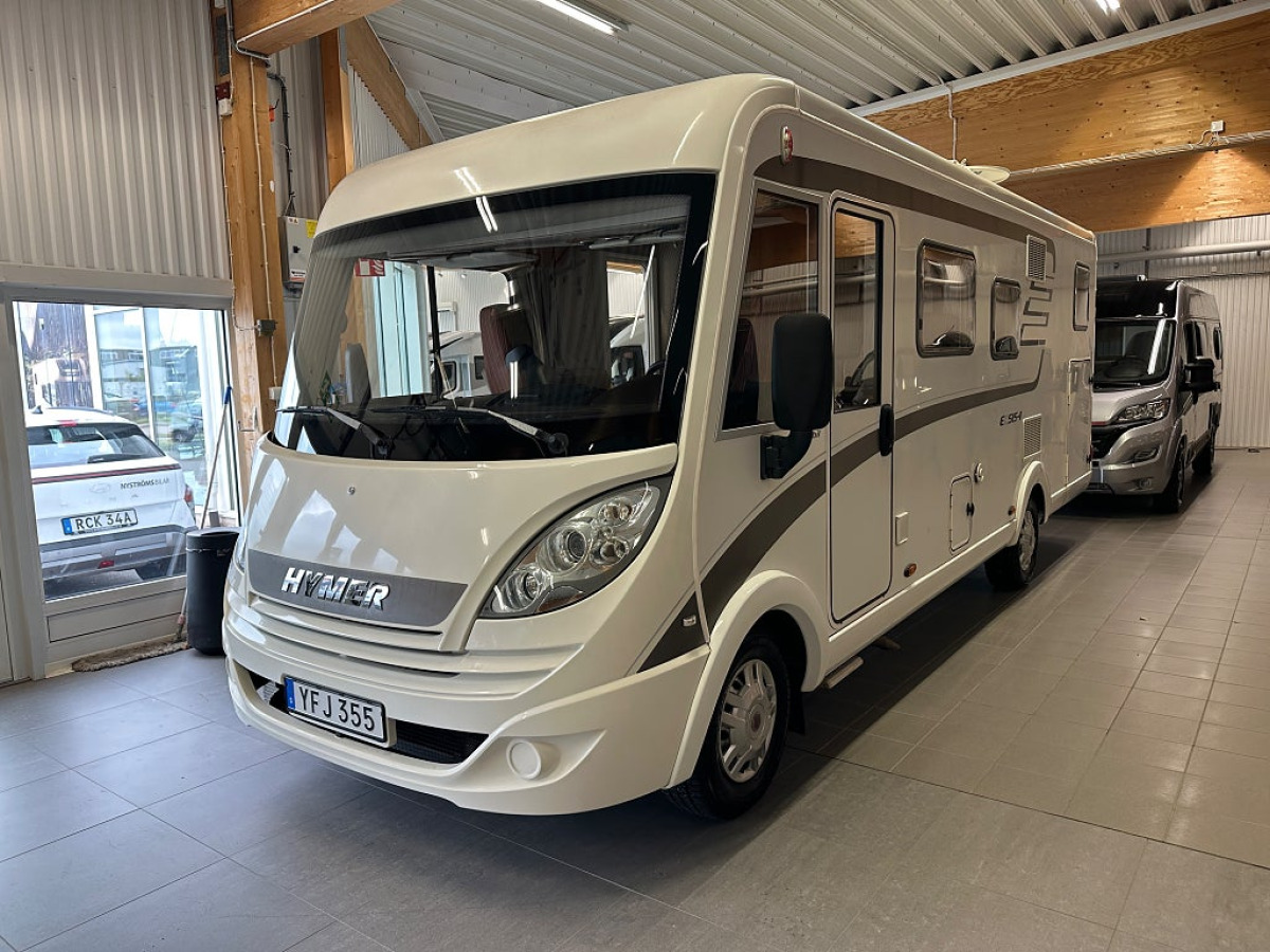 Hymer EX 688 Långbäddar taksäng fint skick, bild 1 av 28