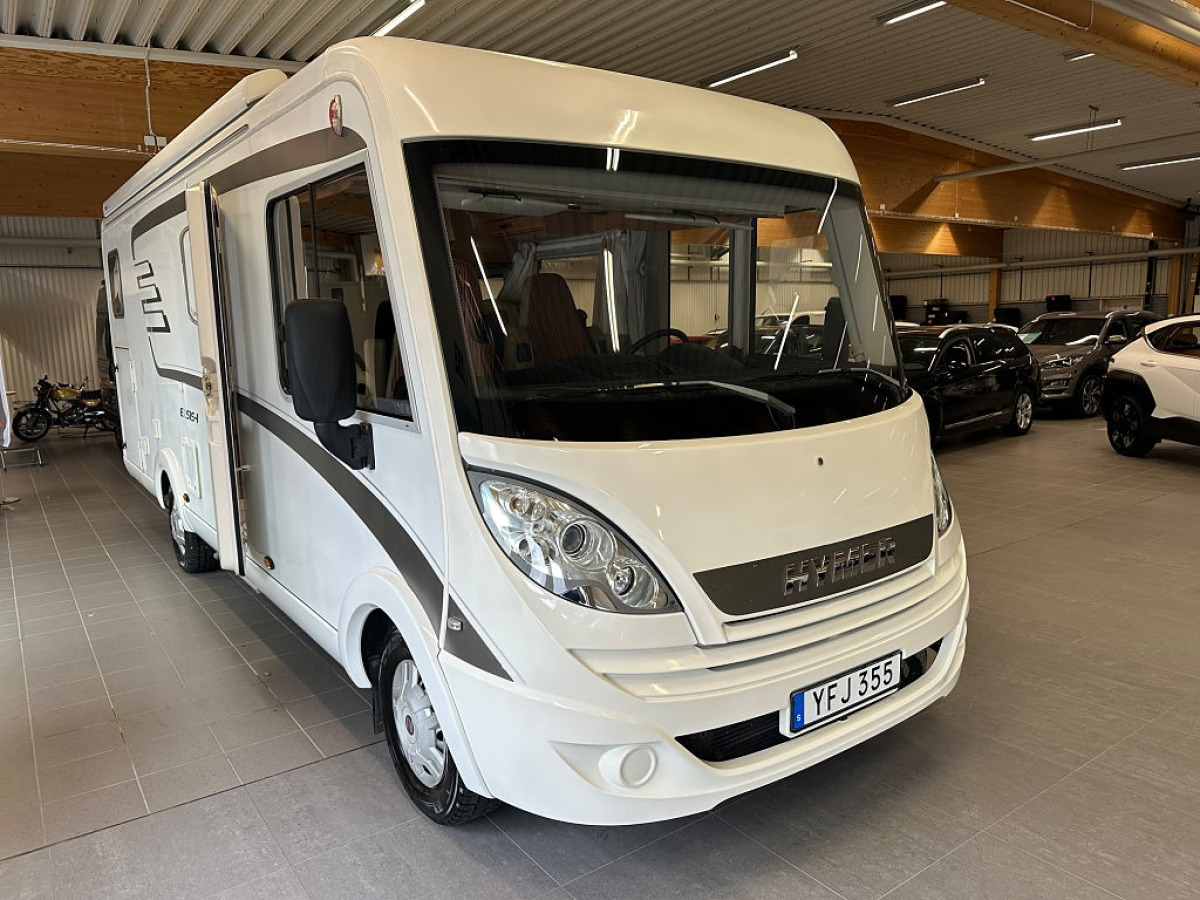 Hymer EX 688 Långbäddar taksäng fint skick, bild 2 av 28