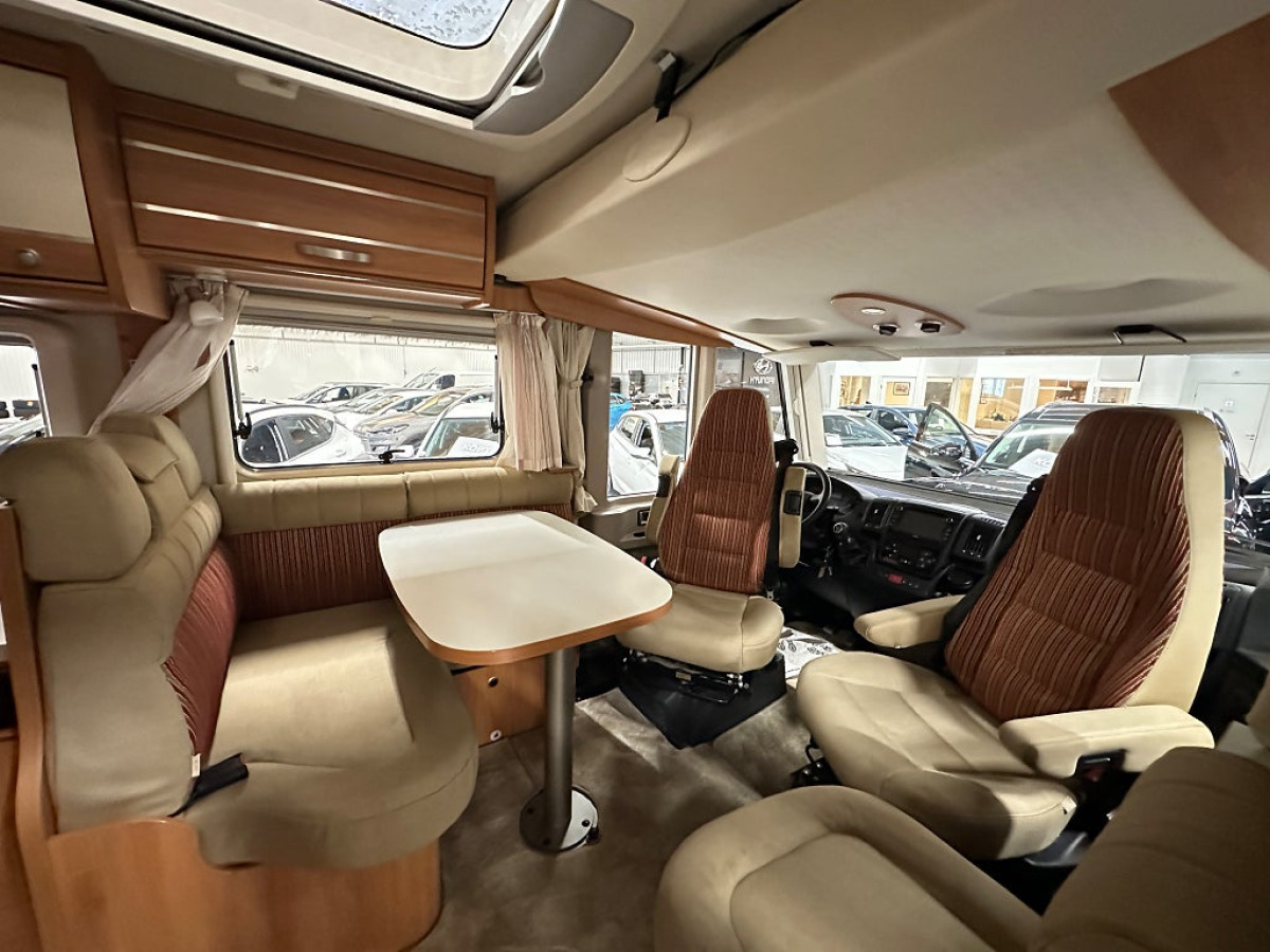 Hymer EX 688 Långbäddar taksäng fint skick, bild 7 av 28