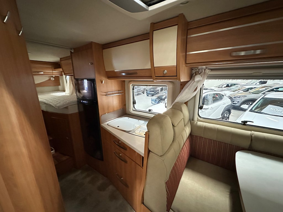 Hymer EX 688 Långbäddar taksäng fint skick, bild 8 av 28
